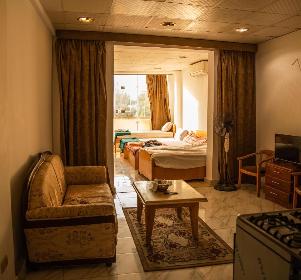 Station House Apartment ดาฮับ ภายนอก รูปภาพ